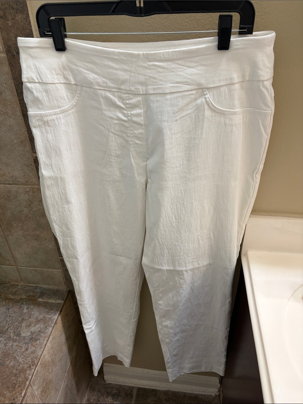 Ruby Rd. White Ankle-Length Cropped Pants